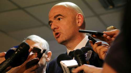 &quot;Τα μαζεύει&quot; ο Ινφαντίνο μετά τον σάλο που προκάλεσε η δήλωσή του για τους Αφρικανούς