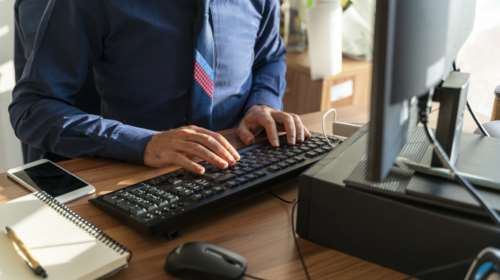 Τα 6 επαγγέλματα που κέρδισαν την μάχη κατά της ανεργίας και αύξησαν την απασχόληση