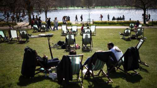 Βρετανική νίκη κατά του κορονοϊού: Απέτρεψε πάνω από 10.000 θανάτους με τον εμβολιασμό