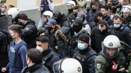 "Δεν διανοείστε τι τράβαγε το παιδί": Η τελευταία συνέντευξη της Ρούλας Πισπιρίγκου πριν τις χειροπέδες [Βίντεο]