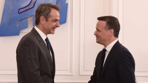 Ο Μητσοτάκης συνάντησε τον Χάρη Δούκα στο Μαξίμου: &quot;Η κυβέρνηση είναι ανοιχτή για την καλύτερη δυνατή συνεργασία&quot;