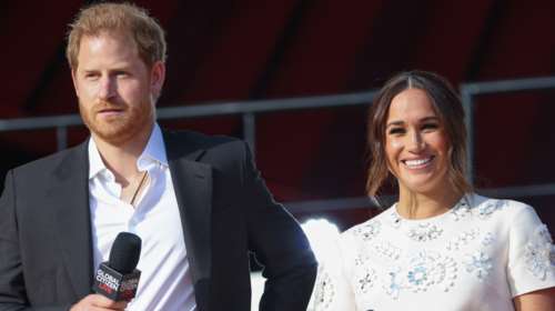 Hollywood Royals με μίνι &amp; επίδειξη πλούτου: Η εμφάνιση της Μέγκαν Μαρκλ που δίχασε