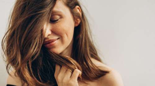 Πώς να μεγαλώνουμε χωρίς να γερνάμε: Το διατροφικό μυστικό που χαρίζει χρόνια