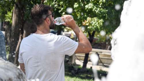 Καιρός: Υποχωρεί η αφρικανική σκόνη, ανεβαίνει ο υδράργυρος - Πού θα χτυπήσουν 35άρια