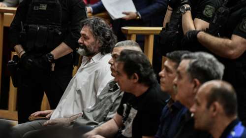 Δίκη Χρυσής Αυγής: Τα δύο κρίσιμα θέματα που καλείται να απαντήσει σήμερα το δικαστήριο