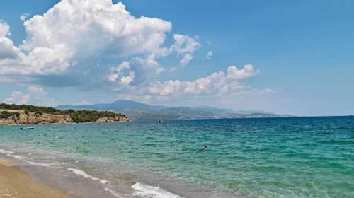 Τραγωδία στην Κορινθία: Πνίγηκε 6χρονο κοριτσάκι στη θάλασσα, στην περιοχή Καλαμάκι