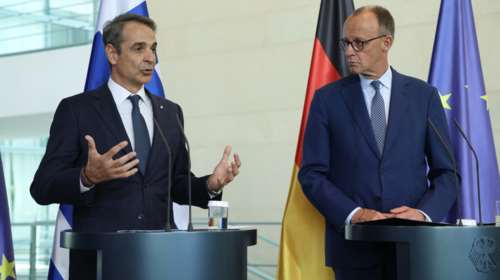 Μητσοτάκης και Μερτς από Βερολίνο: Μείζον ζήτημα το μεταναστευτικό στην Ευρώπη - Ειρήνη και ασφάλεια δεν είναι αυτονόητες