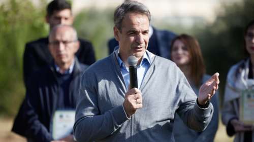 Μητσοτάκης από Φωκίδα: Άρες μάρες κουκουνάρες το πρόγραμμα Τσίπρα - Θα ξαναοδηγήσει τη χώρα σε νέα μνημόνια