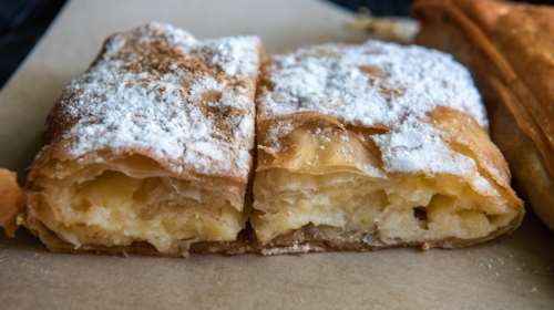 Μπουγάτσα της τεμπέλας - Γρήγορη και εύκολη συνταγή για να φτιάξετε το πιο πεντανόστιμο γλυκό