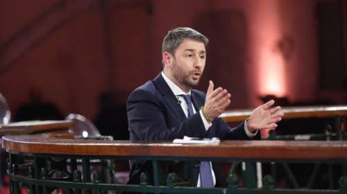 Ανδρουλάκης: &quot;Οφείλουμε με ευθύνη να οικοδομήσουμε ένα διαφορετικό μέλλον&quot;