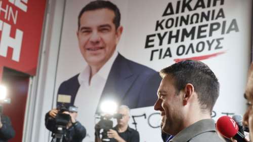 Ο Αλέξης Τσίπρας δεν θα πάει στις Σπέτσες, στη συνεδρίαση των βουλευτών στη βίλα Κασσελάκη