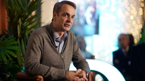 Η ανάρτηση του πρωθυπουργού για τον Βασίλη Καρρά: Μία γνήσια λαϊκή φωνή σίγησε