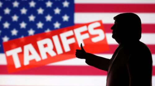 Δικαστικό μπλόκο στους δασμούς του Τραμπ λόγω &quot;υπέρβασης εξουσίας&quot; - Επίθεση στους δικαστές από τον Λευκό Οίκο