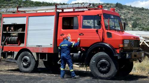 Φωτιά στα Μέθανα Τροιζηνίας - Διακοπή ρεύματος σε Αίγινα και Αγκίστρι