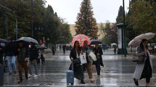 Καιρός: Η κακοκαιρία Byron έφυγε, οι βροχές συνεχίζονται - Τι θα γίνει στην Αττική, η πρόγνωση για όλη τη χώρα