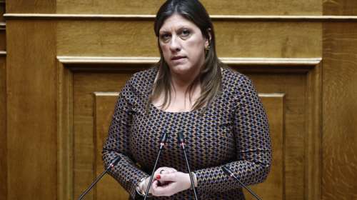 Κωνσταντοπούλου: &quot;Εγώ προσωπικά &quot;έχω σκίσει πολλά καλσόν&quot; - Είναι φράση με &quot;ταξικό&quot; πρόσημο όχι σεξιστικό&quot;