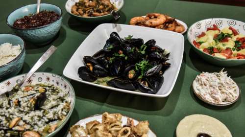 Καθαρά Δευτέρα: 2+1 θεϊκές συνταγές από την Αργυρώ Μπαρμπαρίγου για τα σαρακοστιανά σας