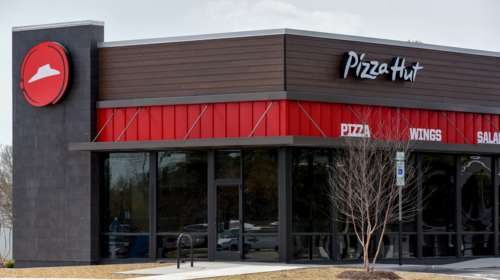 Η Pizza Hut επιστρέφει στην Ελλάδα - Πού θα λειτουργήσει το πρώτο κατάστημα