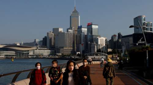 Το Χονγκ Κονγκ καταργεί τα αυστηρά μέτρα κατά του κορονοϊού - Υποχρεωτικές παραμένουν οι μάσκες