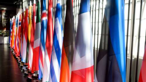 NATO: Ανησυχία για χρήση χημικών όπλων από τη Μόσχα - Αύριο συνεδριάζουν οι Υπουργοί Άμυνας