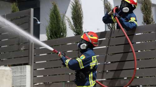 Συναγερμός στην Πυροσβεστική για φωτιά στους Αμπελόκηπους - Υπέστη εγκαύματα νεαρή γυναίκα