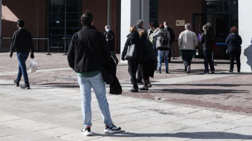 Κορονοϊός: 1.699 νέα κρούσματα στην Αττική - Ξανά πάνω από 1.000 η Θεσσαλονίκη - Σταθερά τρίτη η Κρήτη