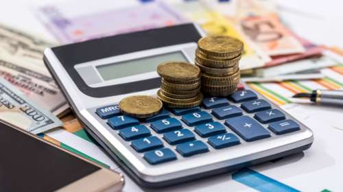 Τι συμβαίνει με τις καταθέσεις: Η εγγύηση των 100.000 ευρώ και πότε ανεβαίνει στις 300.000 ευρώ