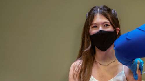 Εθνική Επιτροπή Εμβολιασμών: Σύσταση για εμβολιασμό των εφήβων 15 - 17 ετών