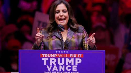 ΗΠΑ: Ο Τραμπ προσφέρει στην Ελίζ Στεφάνικ τη θέση της πρέσβειρας της χώρας στον ΟΗΕ