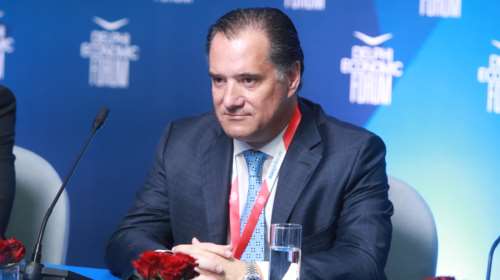 Αποθέωση Νίκου Μωραΐτη από Άδωνι Γεωργιάδη: Εξαίρετη η περιγραφή της &quot;Πρώτης φοράς Αριστερά&quot;