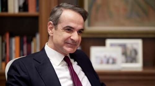 Μητσοτάκης: Μια Εθνική Ομάδα Ποδοσφαίρου που δεν θέλεις να σταματήσεις να τη βλέπεις