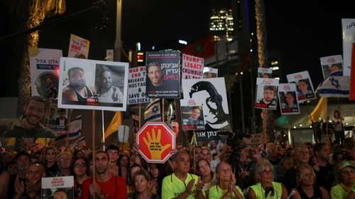 &quot;Φέρτε τους όλους πίσω&quot;: Τεράστια διαδήλωση στο Τελ Αβίβ υπέρ των ισραηλινών ομήρων στη Γάζα