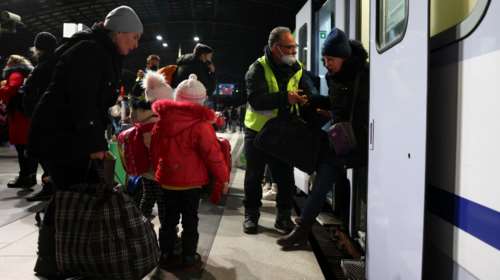 Πόλεμος στην Ουκρανία: Σπάει το &quot;φράγμα&quot; των 2 εκατ. προσφύγων - 1,2 εκατ. έφτασαν στην Πολωνία