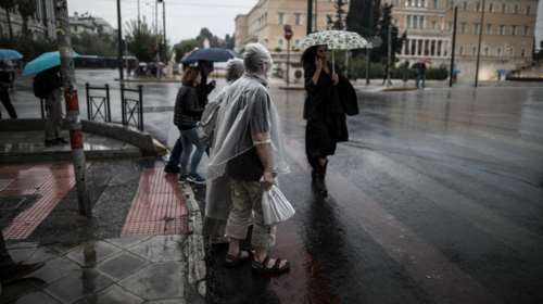 Καιρός: Αύριο το πρώτο φετινό κύμα κακοκαιρίας - Βροχές, καταιγίδες, χαλάζι σε όλη τη χώρα μέχρι και την Κυριακή