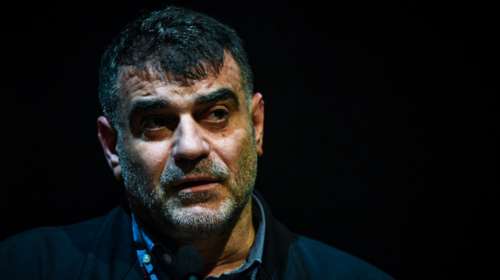 Ειδικό Δικαστήριο: Η ανακρίτρια καλεί τον δημοσιογράφο Κώστα Βαξεβάνη να απολογηθεί για &quot;εγκληματική οργάνωση&quot;