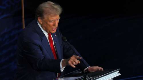 Ο Τραμπ λέει ότι θα "βγάλει" τις ΗΠΑ από τον πόλεμο στην Ουκρανία: "Θα απεμπλακώ - Τι θα γίνει αν νικήσουν οι Ρώσοι;"