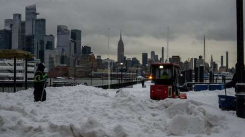 Η κακοκαιρία σαρώνει τις ΗΠΑ: Τουλάχιστον 21 νεκροί από το ψύχος - Πάνω από 800.000 νοικοκυριά χωρίς ρεύμα