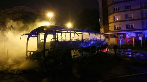 Γαλλία: 20 εκατομμύρια ευρώ κοστίζουν ήδη οι ζημιές στα Μέσα Μαζικής Μεταφοράς του Παρισιού από τα άγρια επεισόδια