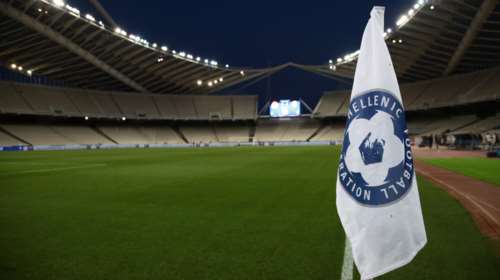 Επιτροπή ειδικών: Μόνο εμβολιασμένοι στα γήπεδα, με μειωμένη χωρητικότητα και μόνο 5% ανεμβολίαστα παιδιά