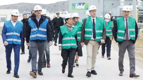 Μητσοτάκης στη Σαλαμίνα: Θα πάμε μπροστά ή θα ξανακυλήσουμε πίσω σε ένα παρελθόν που θέλουμε όλοι να ξεχάσουμε;