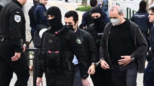 Κολωνός: Ισόβια στον Μίχο για τον βιασμό της 12χρονης - Αποφυλακίζεται η μητέρα της