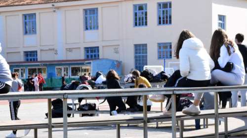 Άνοιγμα σχολείων: Πώς θα κάνουν οι μαθητές τα rapid test με προτεραιότητα στις δημόσιες δομές - Πώς θα δηλώνουν τα self