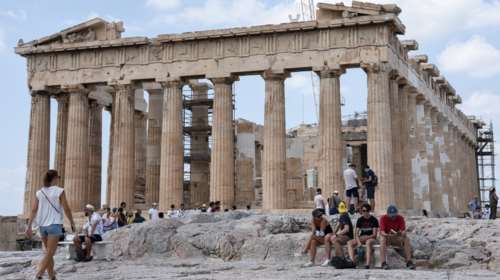 Απάντηση Μενδώνη στον Μπόρις Τζόνσον: Δεν τον έχουν ενημερώσει - Ο Έλγιν δεν πήρε νόμιμα τα Γλυπτά του Παρθενώνα