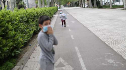 Νέα αισιόδοξη έρευνα: Μόνο 40% η πιθανότητα να μολυνθούν τα παιδιά έως 14 ετών