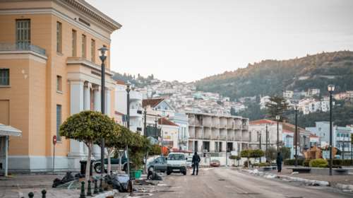 Σεισμός στη Σάμο: Σε κατάσταση έκτακτης ανάγκης για έξι μήνες το νησί - Οδοιπορικό στα ερείπια [εικόνες]