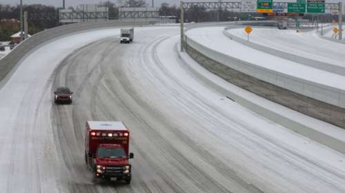 Παγοθύελλα σαρώνει τις ΗΠΑ - Ακυρώθηκαν πάνω από 1.400 πτήσεις [εικόνες]