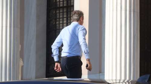 Ολοκληρώθηκε το έκτακτο ΚΥΣΕΑ για τη Μέση Ανατολή: &quot;Προέχει η επίδειξη αυτοσυγκράτησης και η επανεκκίνηση των συζητήσεων&quot;