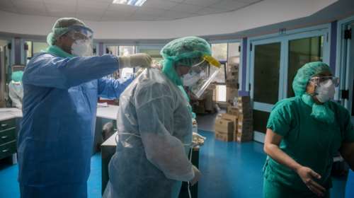 &quot;Συναγερμός&quot; στο ΕΣΥ: 21.664 εργαζόμενοι δεν έχουν κάνει το εμβόλιο - Τα ποσοστά ανά κατηγορία