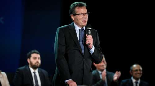 &quot;Ξαναχτύπησε&quot; ο Κύρτσος: Οι δημοσκοπήσεις δείχνουν τη ΝΔ να υποχωρεί προς το φράγμα του 30%