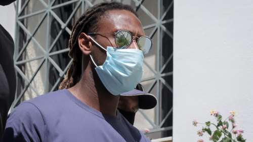 Υπόθεση Σεμέδο: &quot;Μου έδωσε ένα αρκουδάκι της κόρης του και μετά με βίασε&quot; - Καταγγελία σοκ από τη 17χρονη [Βίντεο]